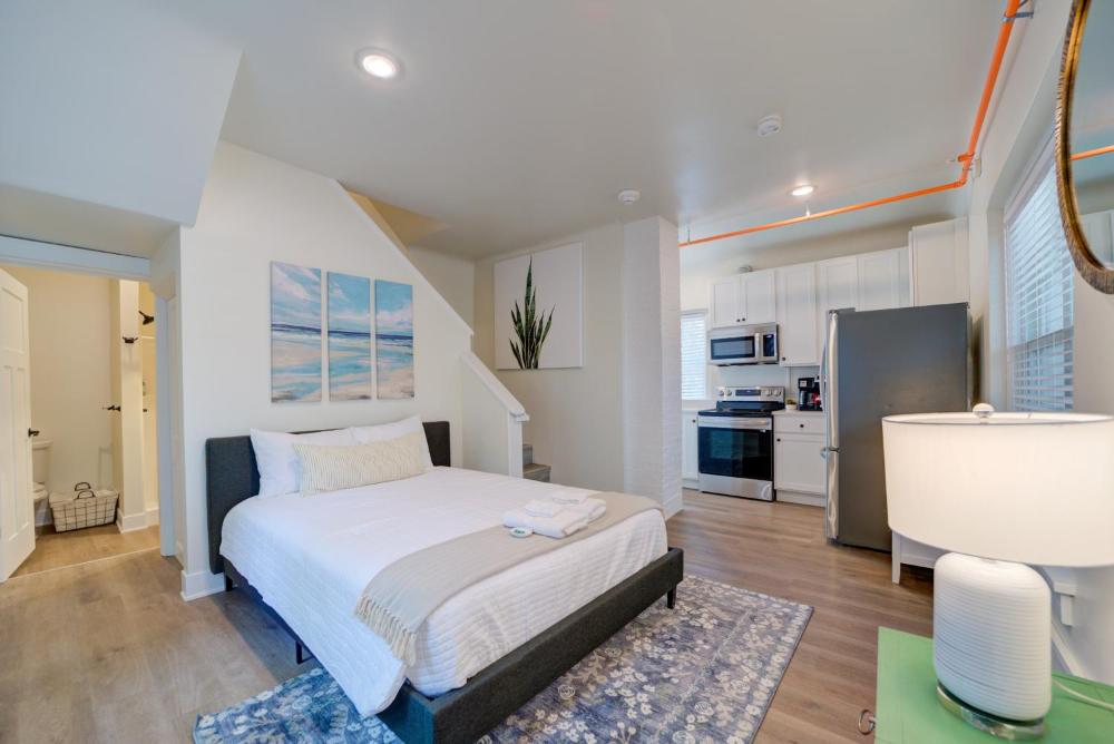 Studio - Split Level interior